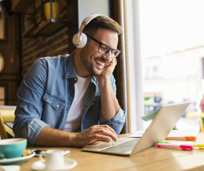Icon Why Audio Advertising Works for Retail: Reaching Shoppers When It Matters Most